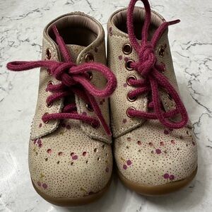 Vertbaudet Pram Boots Girls' Toddler Size 4 EU19 Beige and Pink Cherries